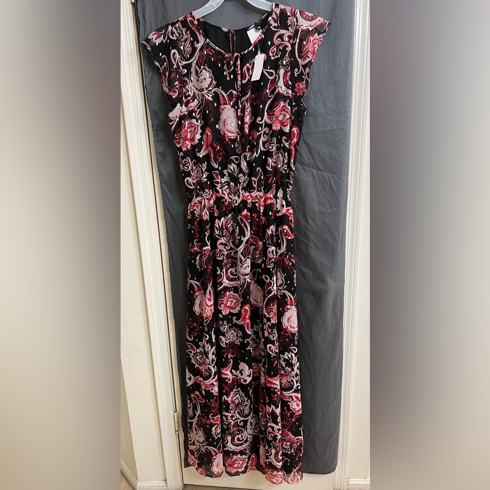 NWT White House Black Market Black Maxi Dress with Pink red Paisley Print size L